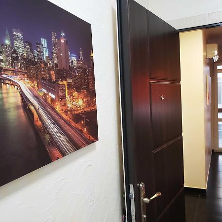 Unique 1 Bd Apt Dt W/Free Parking And Wi-Fi Appartement Chişinǎu Buitenkant foto
